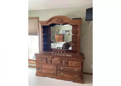 Bedroom Set, Dresser, Chest of Drawers, Night Stand, and Head Board